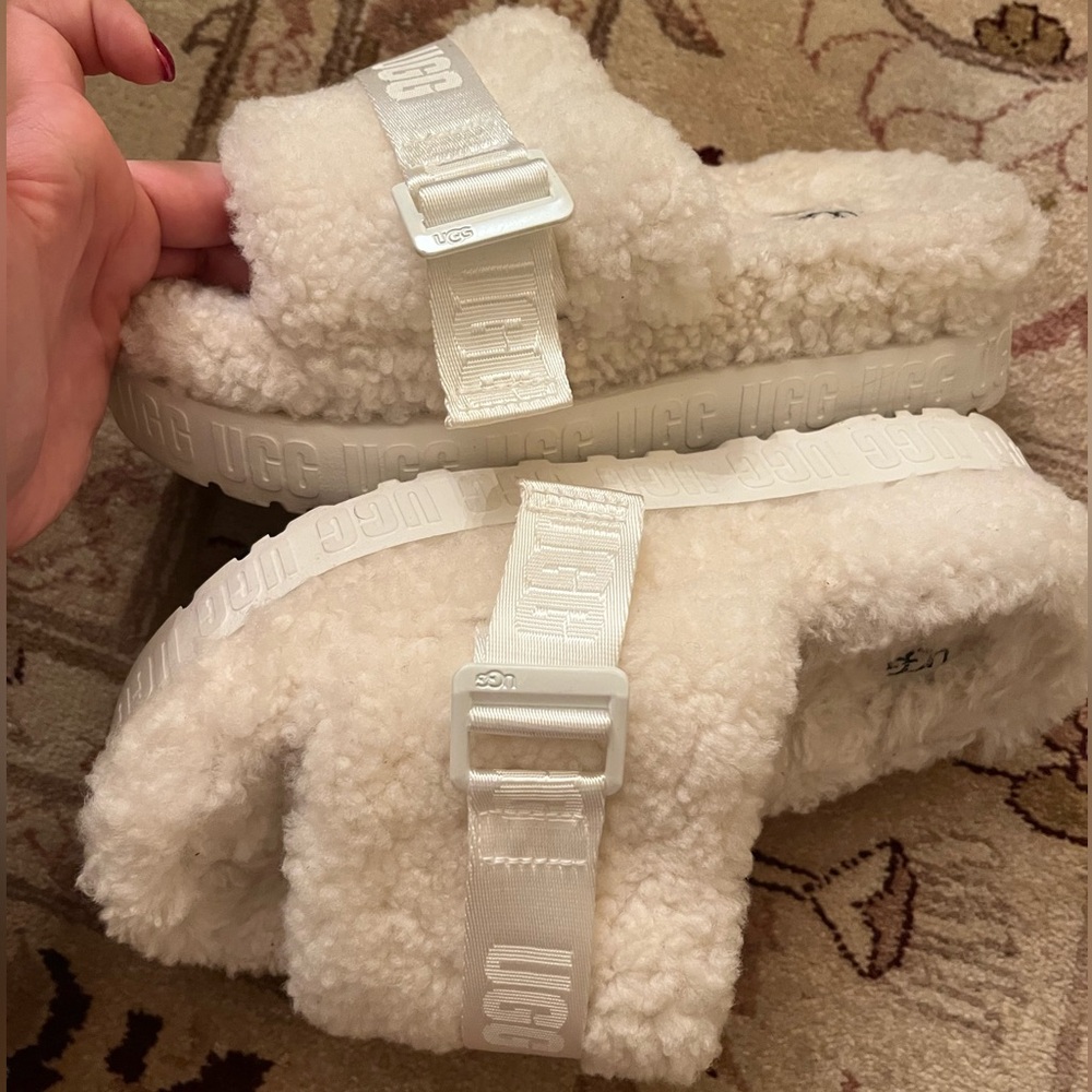 UGG slide on slippers